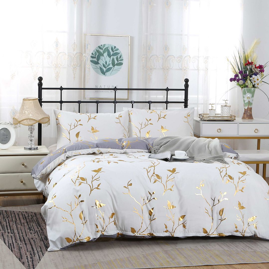 Reversio Reversible Quilt Cover Set – White – Queen