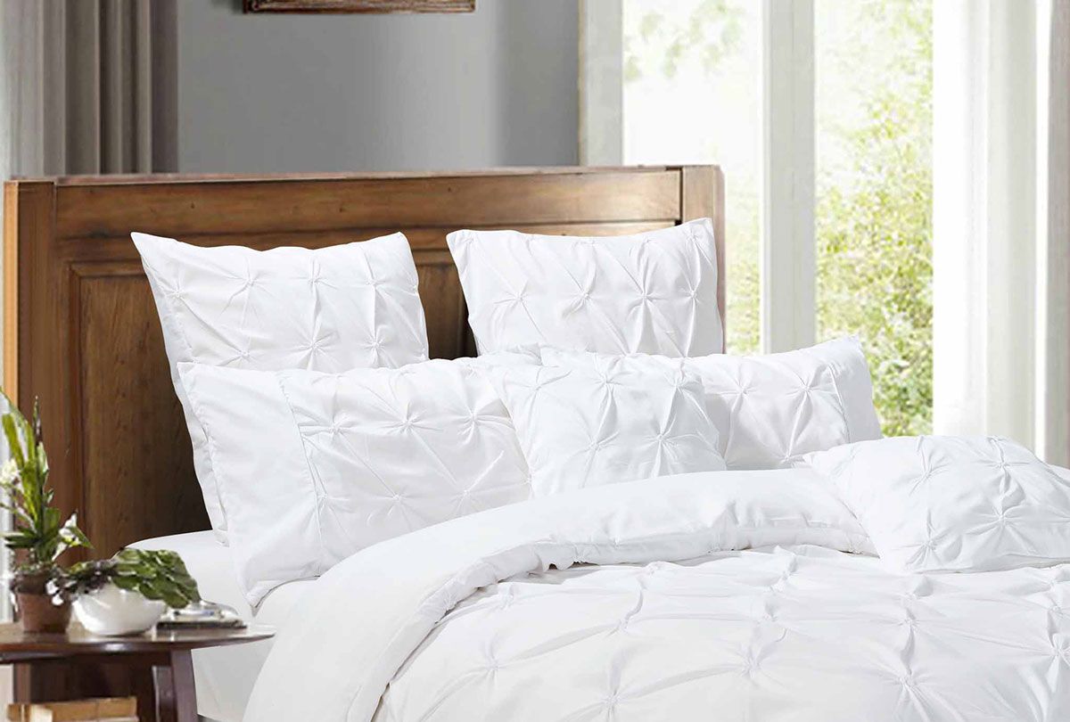 Alderon Diamond Pintuck Pillowcases – White – Standard – Set of 2