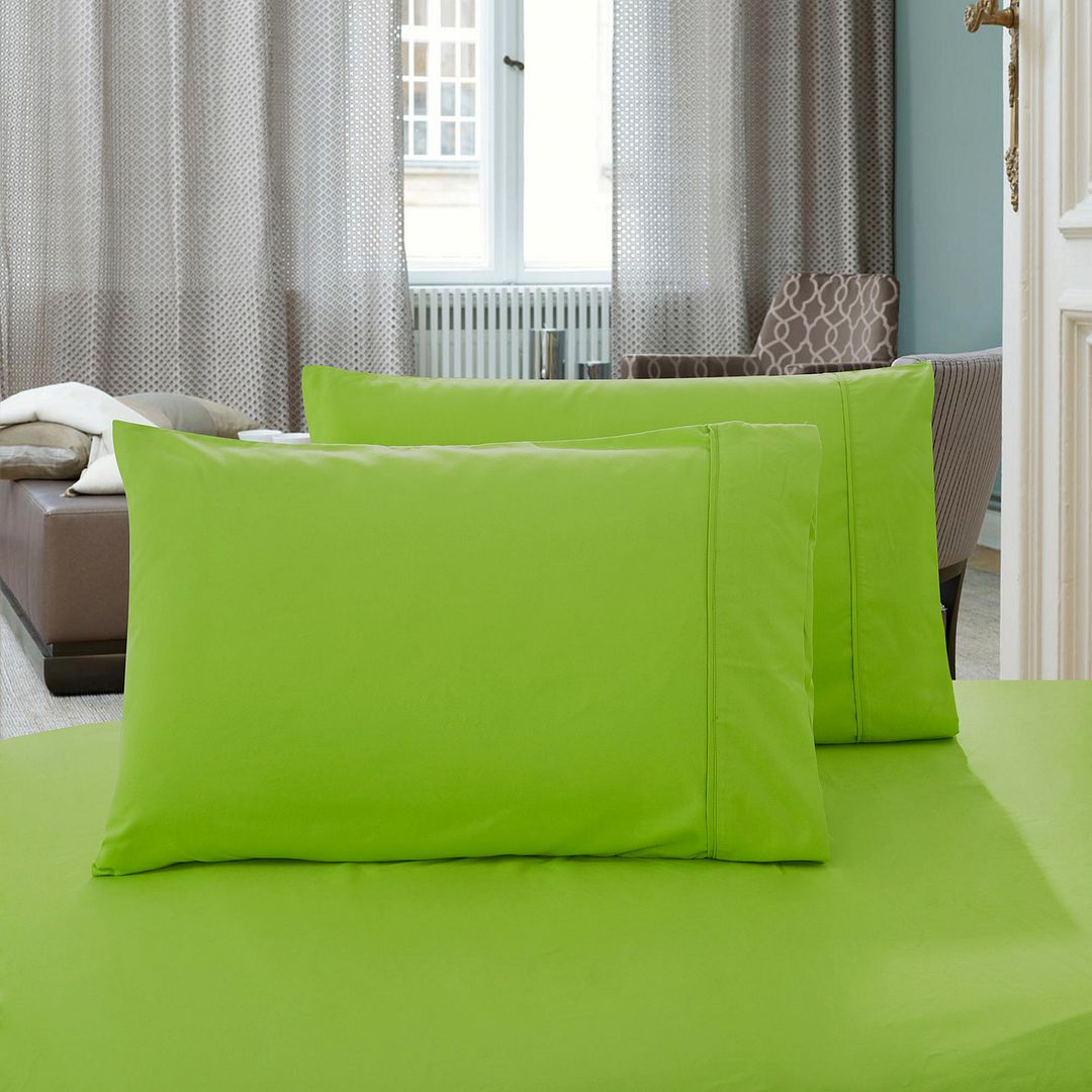 Nova 1000TC Premium Ultra Soft Standrad Pillowcases 2 - Pack - Green