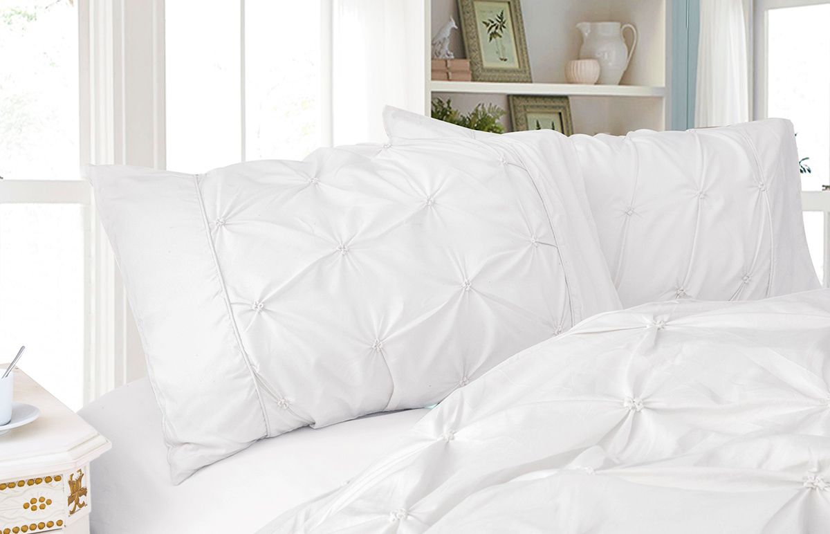 Diamond Pintuck Premium Ultra Soft Standrad Pillowcases 2 - Pack - White